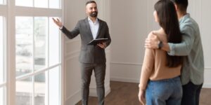 The Role of a Buyers Agent Coogee in Competitive Markets
